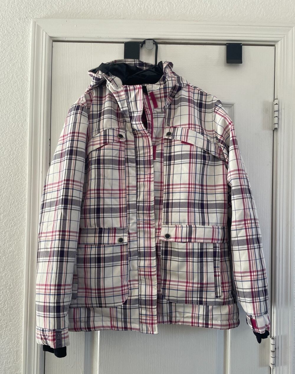 Core Snow Women’s Plaid Ski Jacket Size L Waterproof Powder Room 5000mm